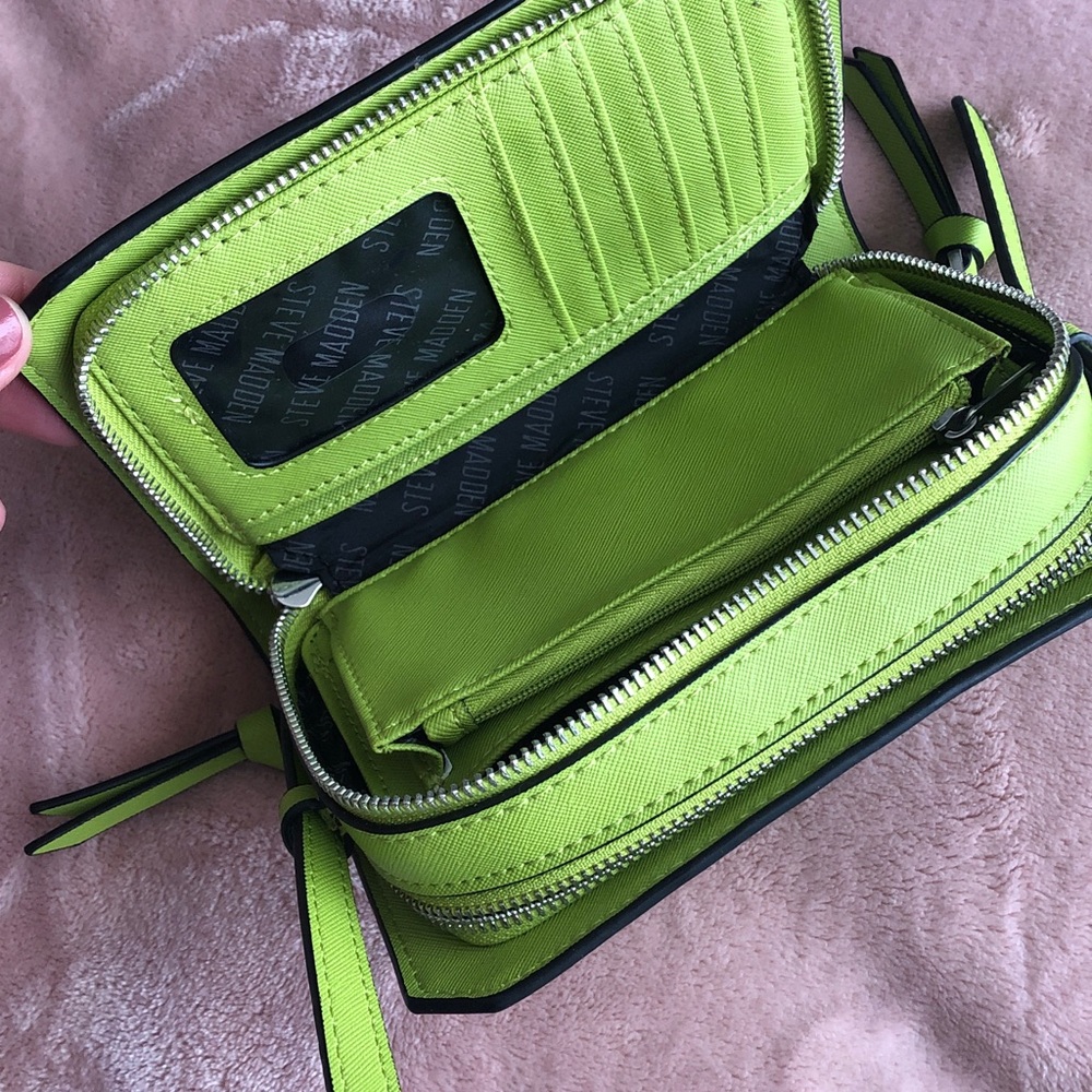 Steve Madden Lime Green Crossbody Bag - Picture 3 of 10